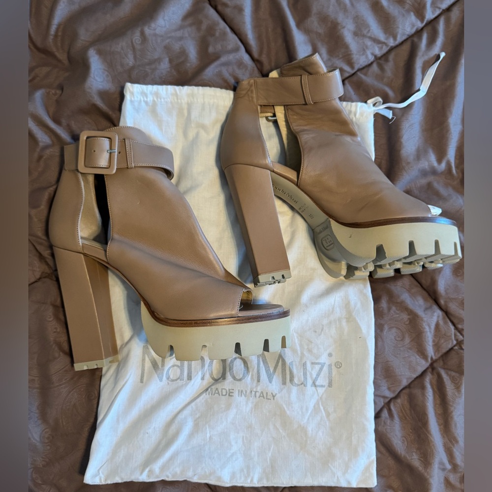 Nando Muzi Collector Item Platform Peep Toe Mule With Gold Accent